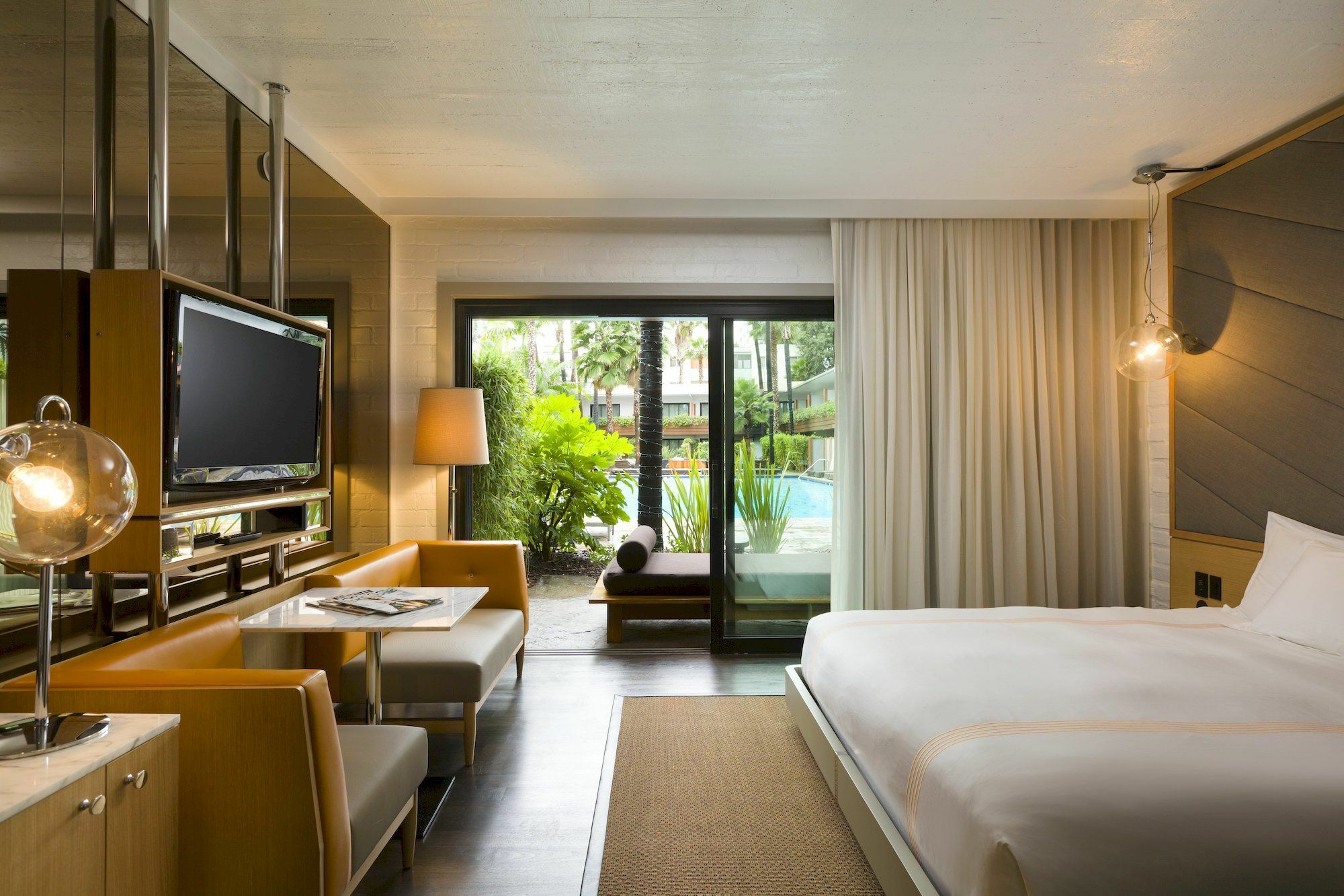 The Hollywood Roosevelt Hotel 4*